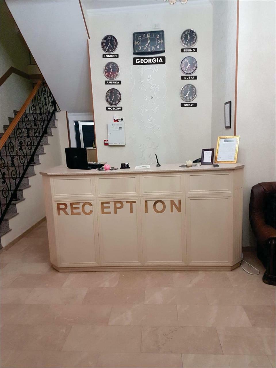 Hotel Leader Tiflis Dış mekan fotoğraf