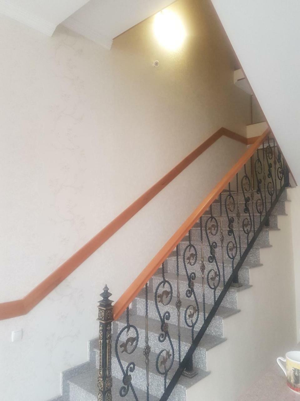 Hotel Leader Tiflis Dış mekan fotoğraf