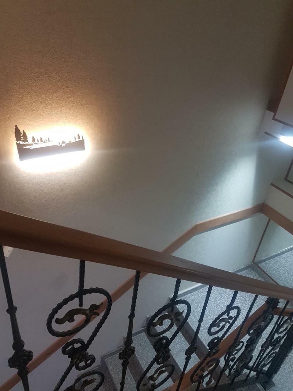 Hotel Leader Tiflis Dış mekan fotoğraf