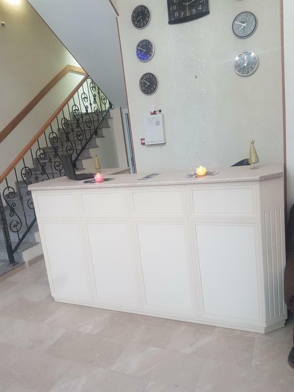 Hotel Leader Tiflis Dış mekan fotoğraf